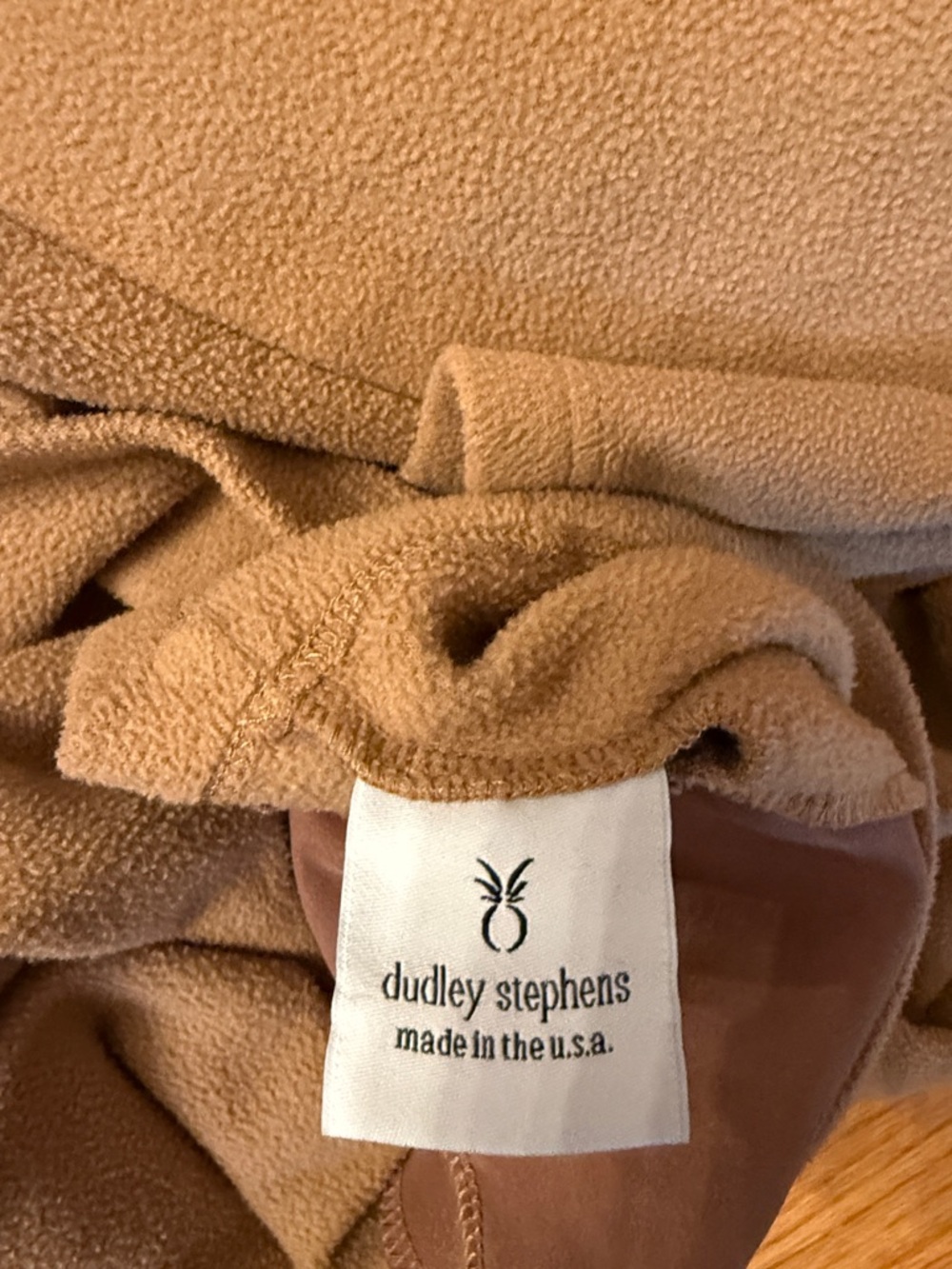 Dudley Stephens Camel cobble hill Fleece Turtleneck Sweater XL made in the USA - Picture 5 of 5